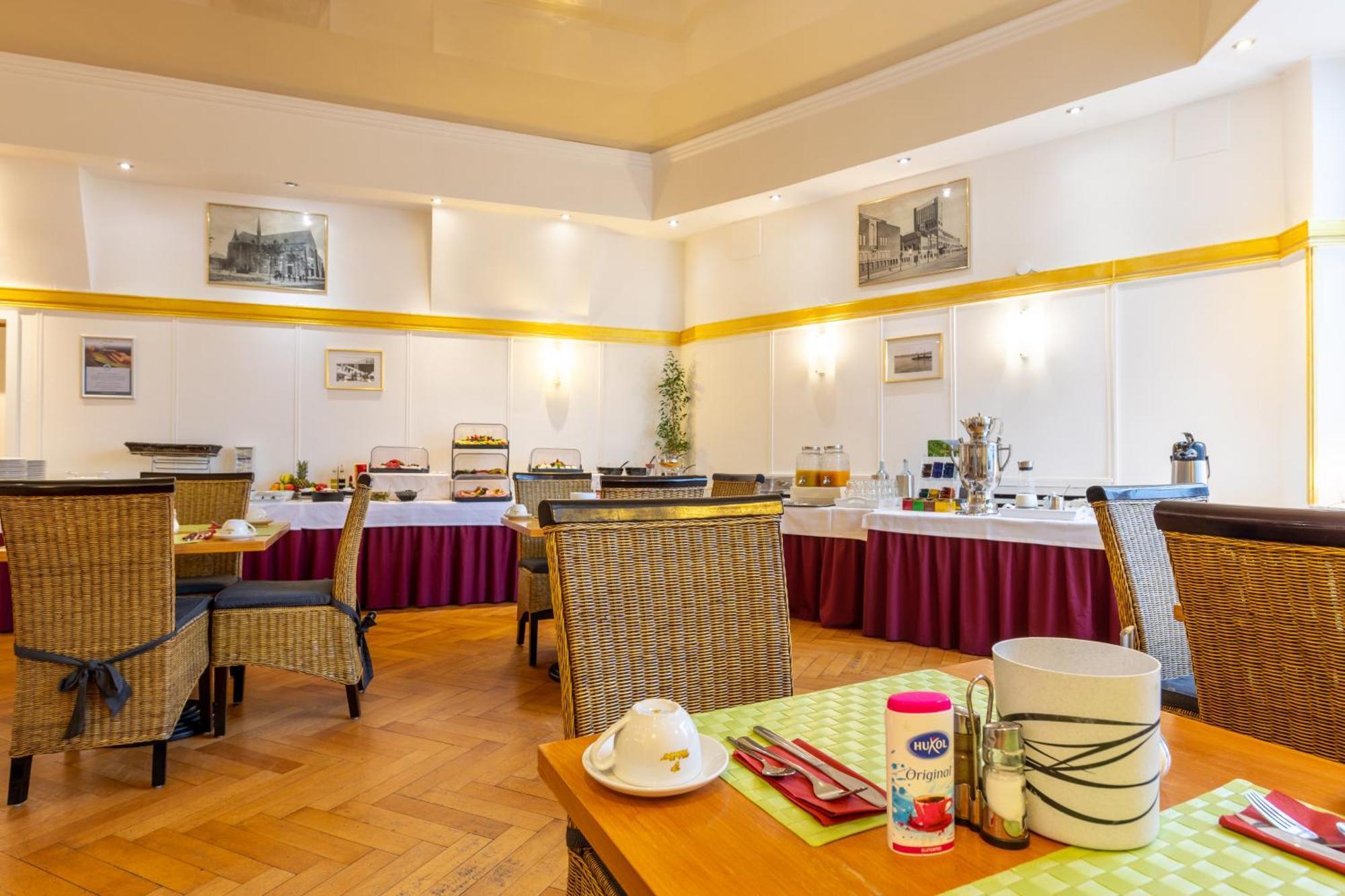 Trip Inn Hotel Schumann Дюссельдорф Экстерьер фото