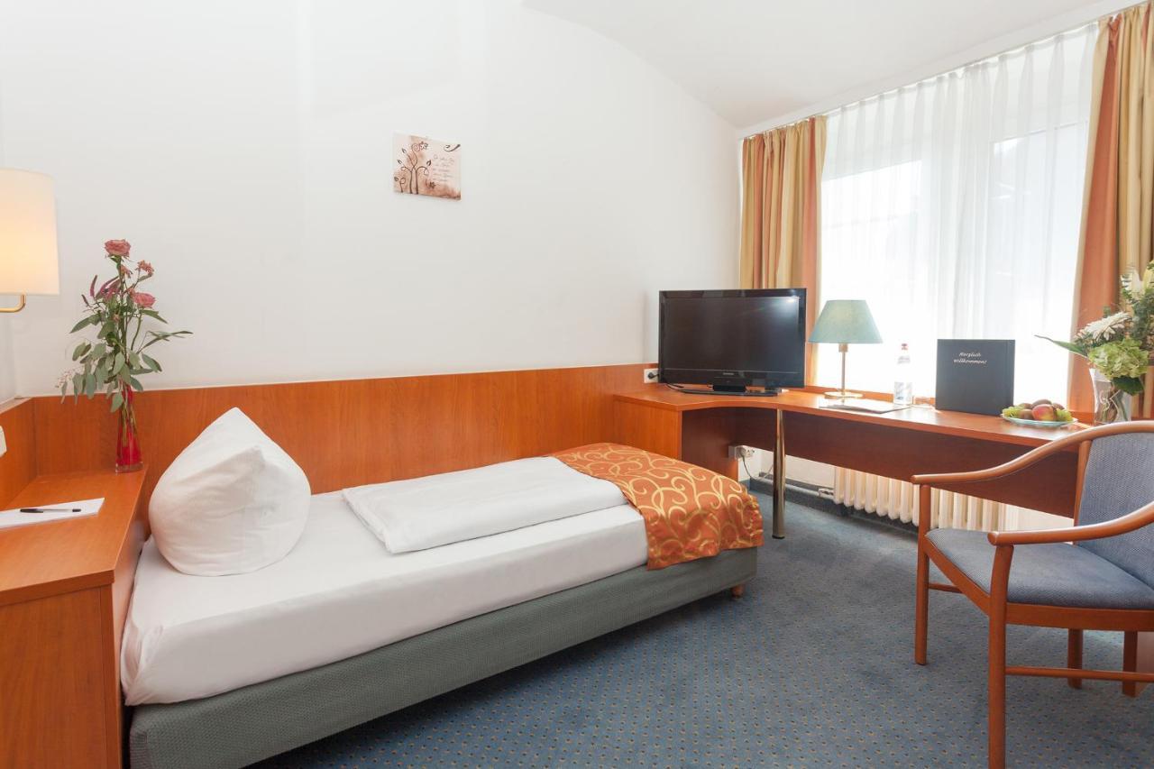Trip Inn Hotel Schumann Дюссельдорф Экстерьер фото